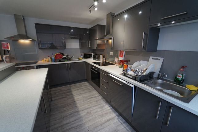 Property to rent in Rooms 8, 9 &amp; 10, Flat 7, 10 Middle Street, Beeston, Nottingham