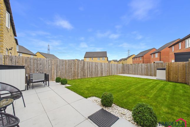14 Wiswell Road, Burnley photo 2