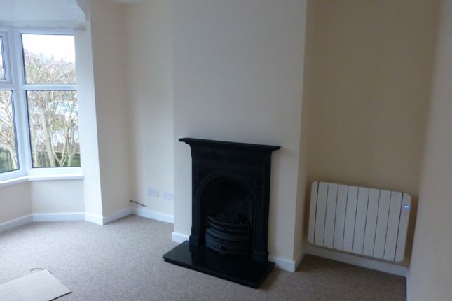 Thumbnail Terraced house to rent in Glenbeigh Terrace, Reading, Berkshire
