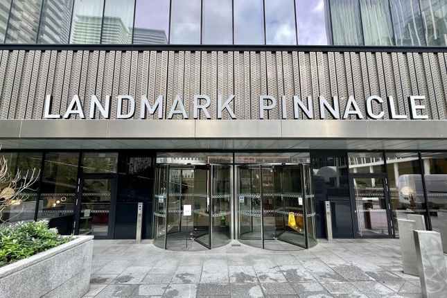 Thumbnail Flat to rent in Landmark Pinnacle, Canary Wharf