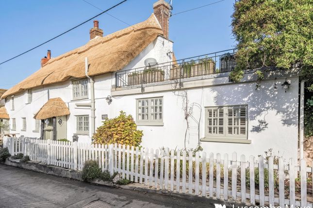 3-bed semi-detached on Kingsbridge, £325,000