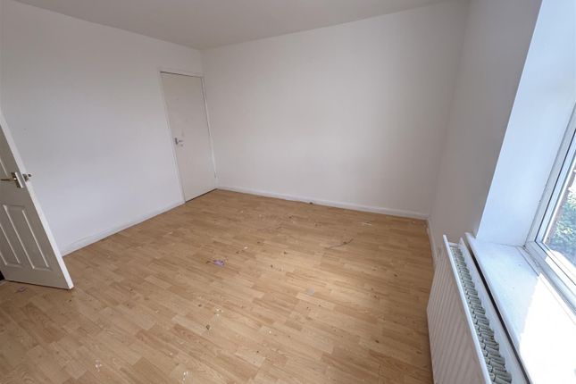 190, Leeming Lane South, Mansfield photo 5