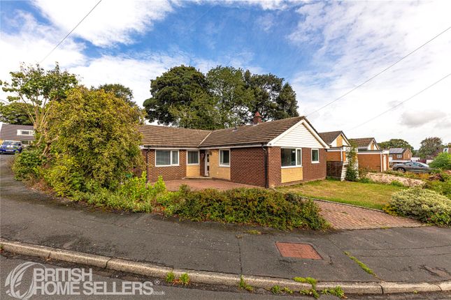 3-bed house on 10, Longroyde Grove, West Yorkshire, £300,000