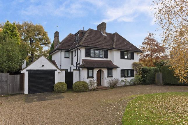 Thumbnail Detached house to rent in High Pine Close, Weybridge