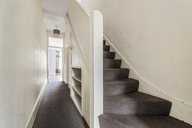 4, Clifton Road, Finchley photo 3