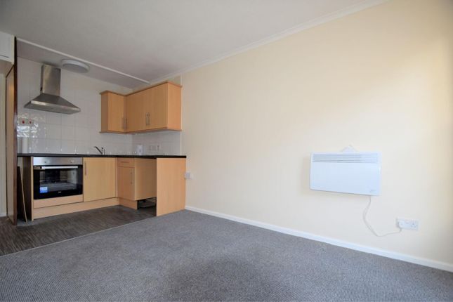 Flat 12 St James Court, 52 Lugley Street, Newport photo 3