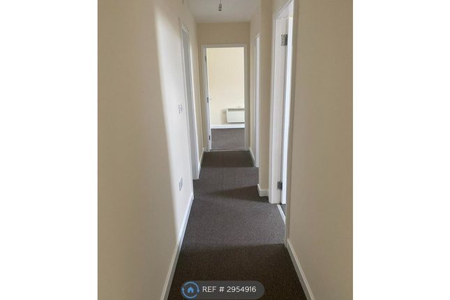 Flat, High St Eston, Middlesbrough photo 5