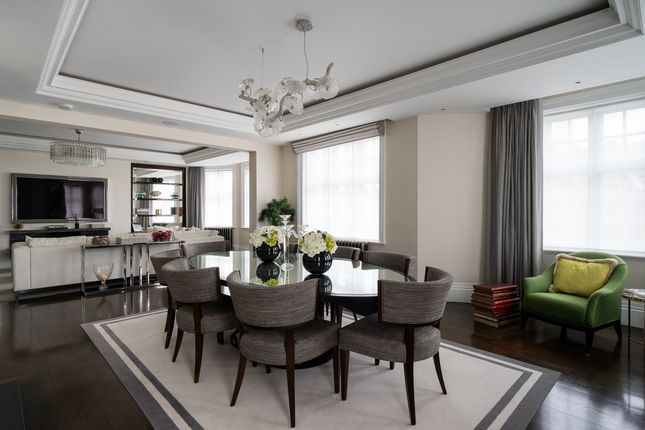 Flat to rent in Cliveden Place, London, 8