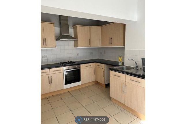 Terraced house to rent in Churchdown, Bromley