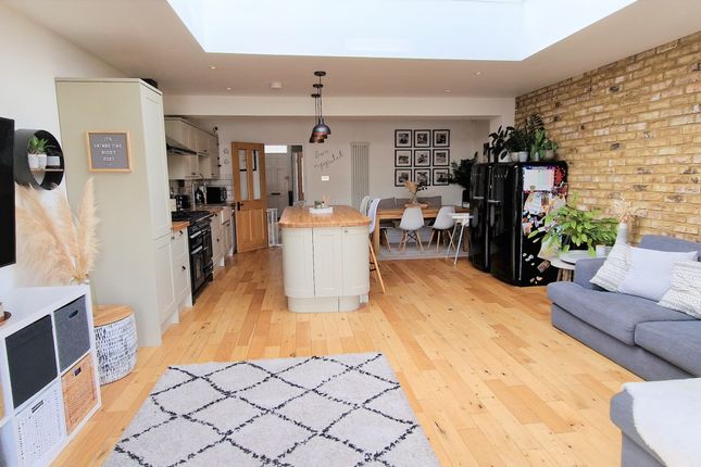 End terrace house for sale in Woodfield Drive, East Barnet, Barnet