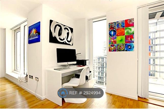 Flat, Ability Place, London photo 4