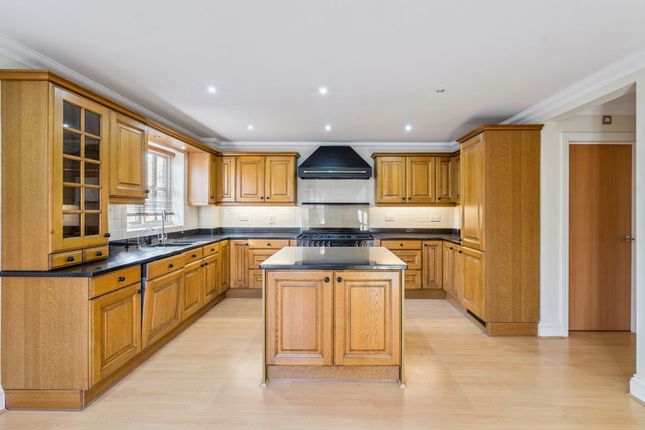 4b Risborough Road, Aylesbury photo 3