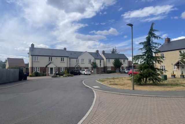 9, Dovecote Place, Witney photo 4