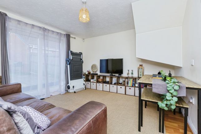 24, Pipistrelle Way, Leicester photo 2