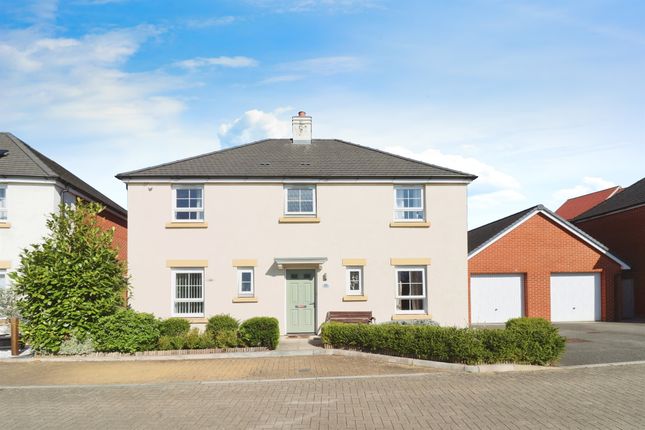 4-bed house on 23, Forgetmenot Way, Bristol, £525,000