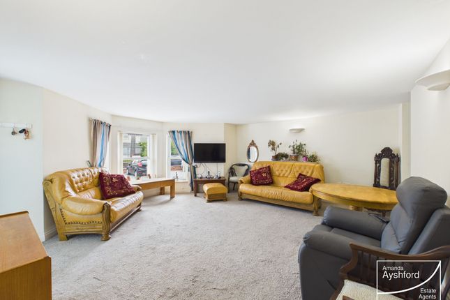 Flat 1 Markham Court, Paignton photo 2