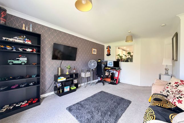 Flat 5, Spa House Wash Beck Close, Scarborough photo 4