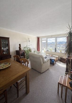 8 St Patricks Court, Bathwick Hill, Bath photo 4