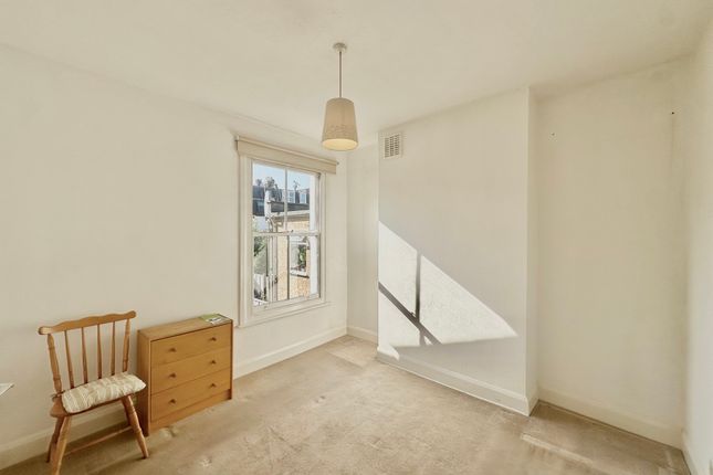 20A, Broughton Road, London photo 4