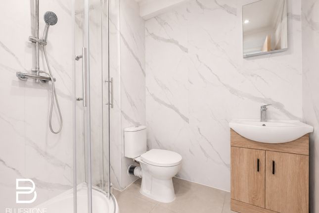 Studios, 6B, Woodcote Road, Wallington photo 4