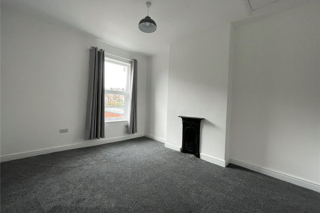 Flat to rent in Machon Bank Road, Sheffield, South Yorkshire