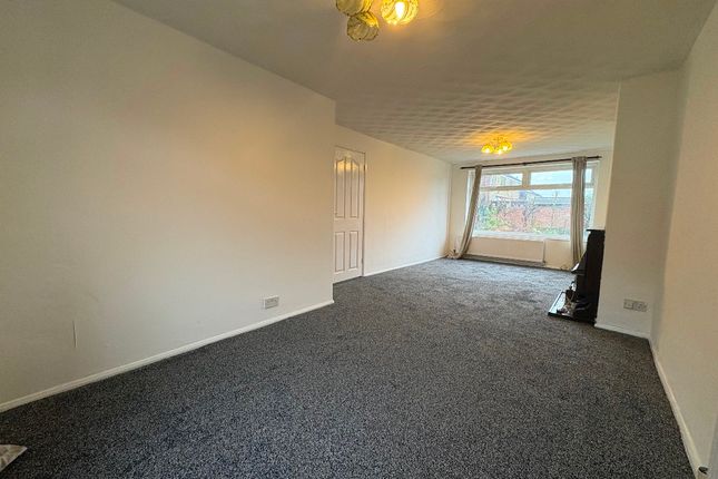 8 Castleway, Wigan photo 4
