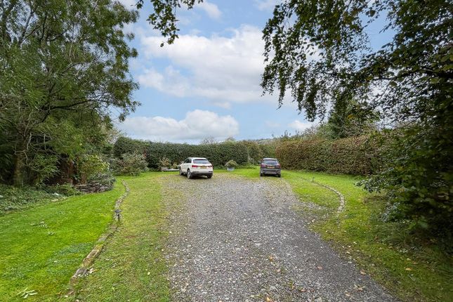 Country house for sale in Rhyd-Hir Farm, Penffordd, Clynderwen