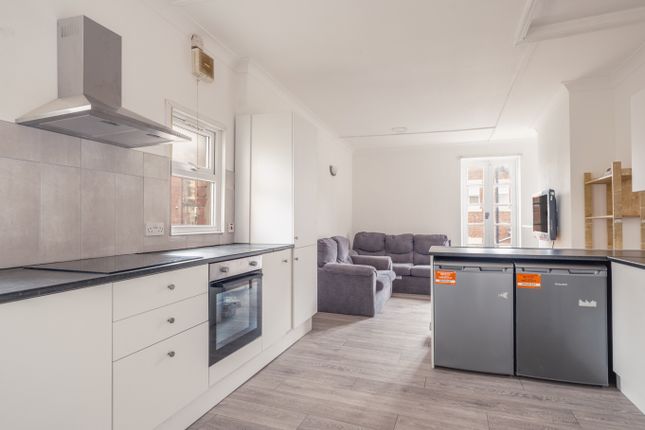 Room 1, 50 Queens Road, Newcastle Upon Tyne photo 5