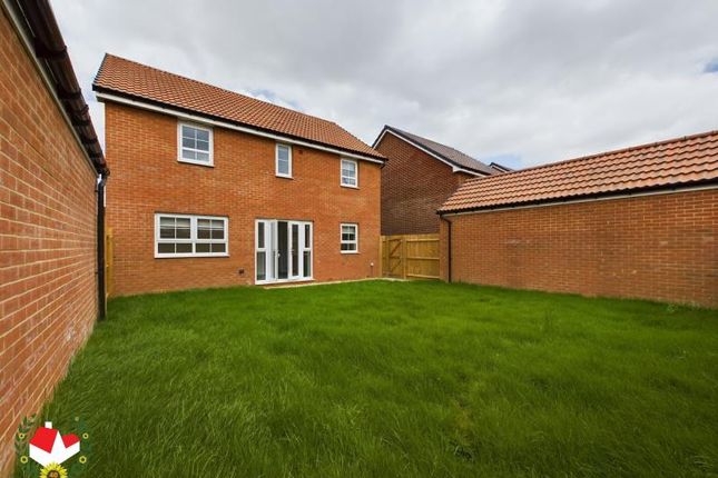 41, Rose Workman Road, Gloucester photo 3