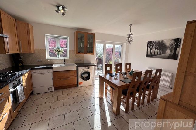 4, Cedar Way, Rhondda Cynon Taff photo 4