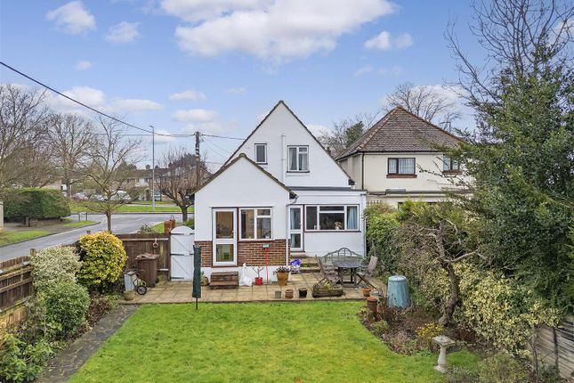 2, Oakwood Avenue, Brentwood photo 2