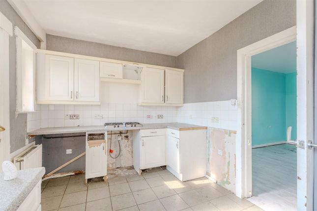 34, Broomyknowe Drive, Livingston photo 4