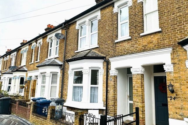 Terraced house to rent in Thornton Road, Barnet