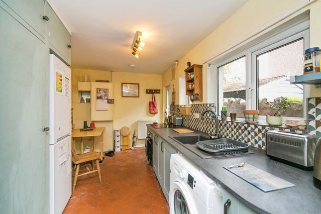 21, Beach Road, Colwyn Bay photo 4