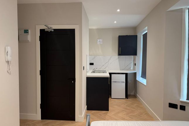 Unit 5, 407, Northolt Road, Harrow photo 4