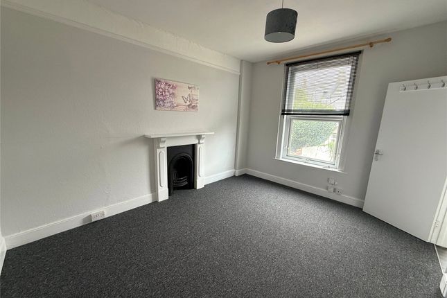Flat 2, 25, New Street, Devon photo 2