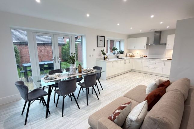 Plot 34 Kingston, Cygnets Rest, Drakes Broughton photo 2