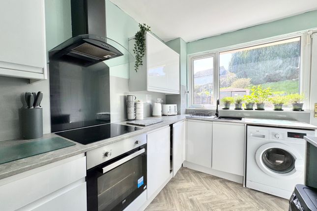 22, Westburn Crescent Rutherglen, Glasgow photo 3