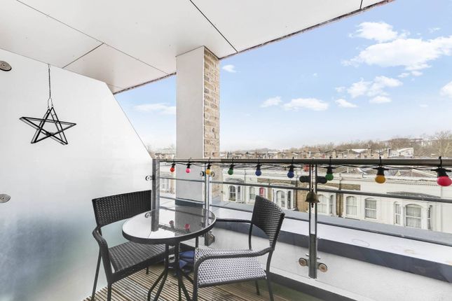 Studio for sale in Heath Place, Mile End, London
