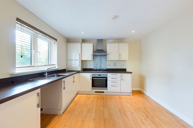 Flat 2, 15, Piper Street, Plymouth photo 3