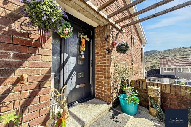 2-bed house on 15 Heather Way, Porth, £220,000
