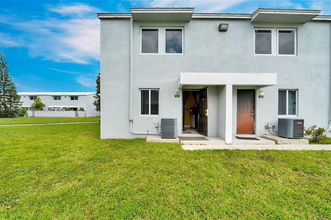 Town house for sale in 1917 Nw 5th Pl # 368, Miami, Florida, 33136, United States Of America