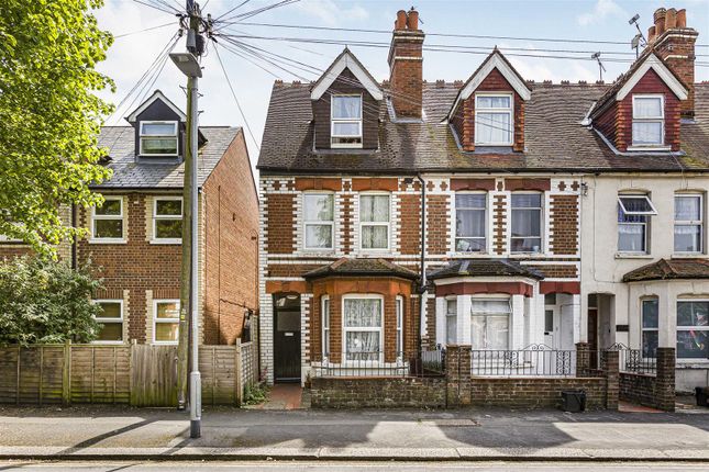Thumbnail Terraced house for sale in Prince Of Wales Avenue, Reading