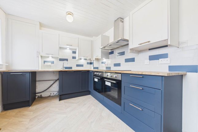 37, Ferndale Drive, Glasgow photo 4