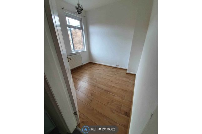 Thumbnail Terraced house to rent in Wall Street, Barnsley