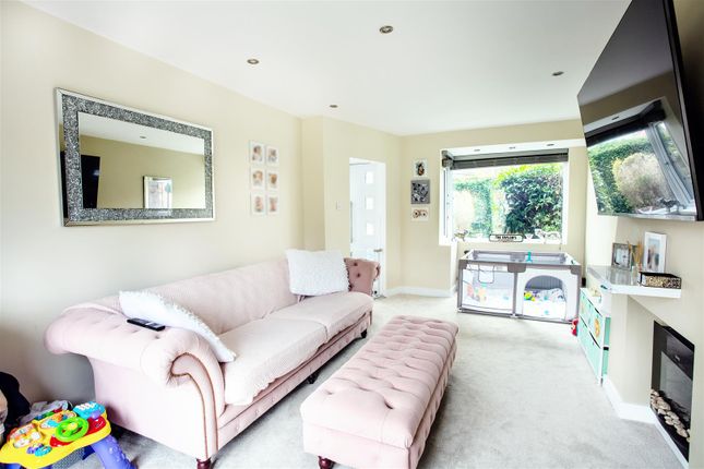 Gillpark Grove, Hartlepool photo 4