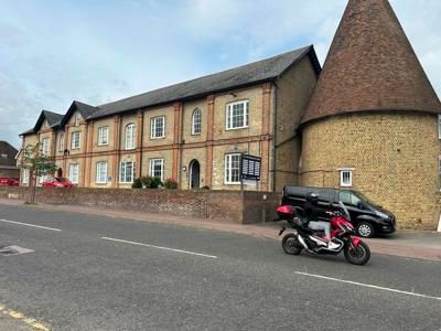 Office to let in Suite 5C The Oast Business Centre, 62 Bell Road, Sittingbourne, Kent