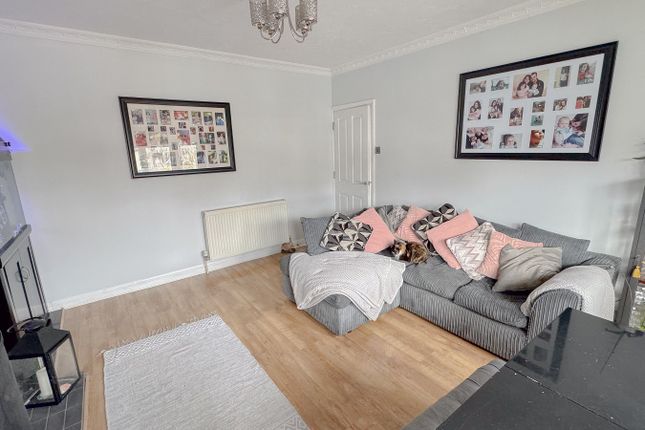 Flat for sale in Highfield Road, Sutton, Surrey.