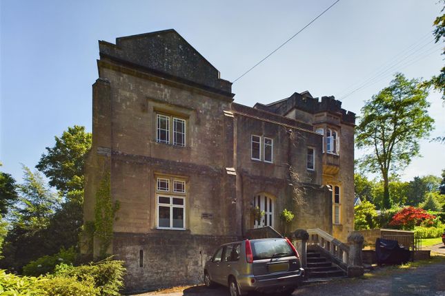 Flat for sale in Entry Hill Drive, Bath