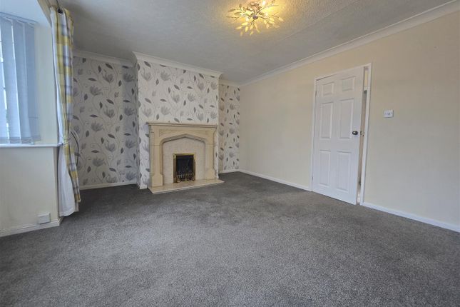 4, Oakdene, Stourport On Severn photo 3